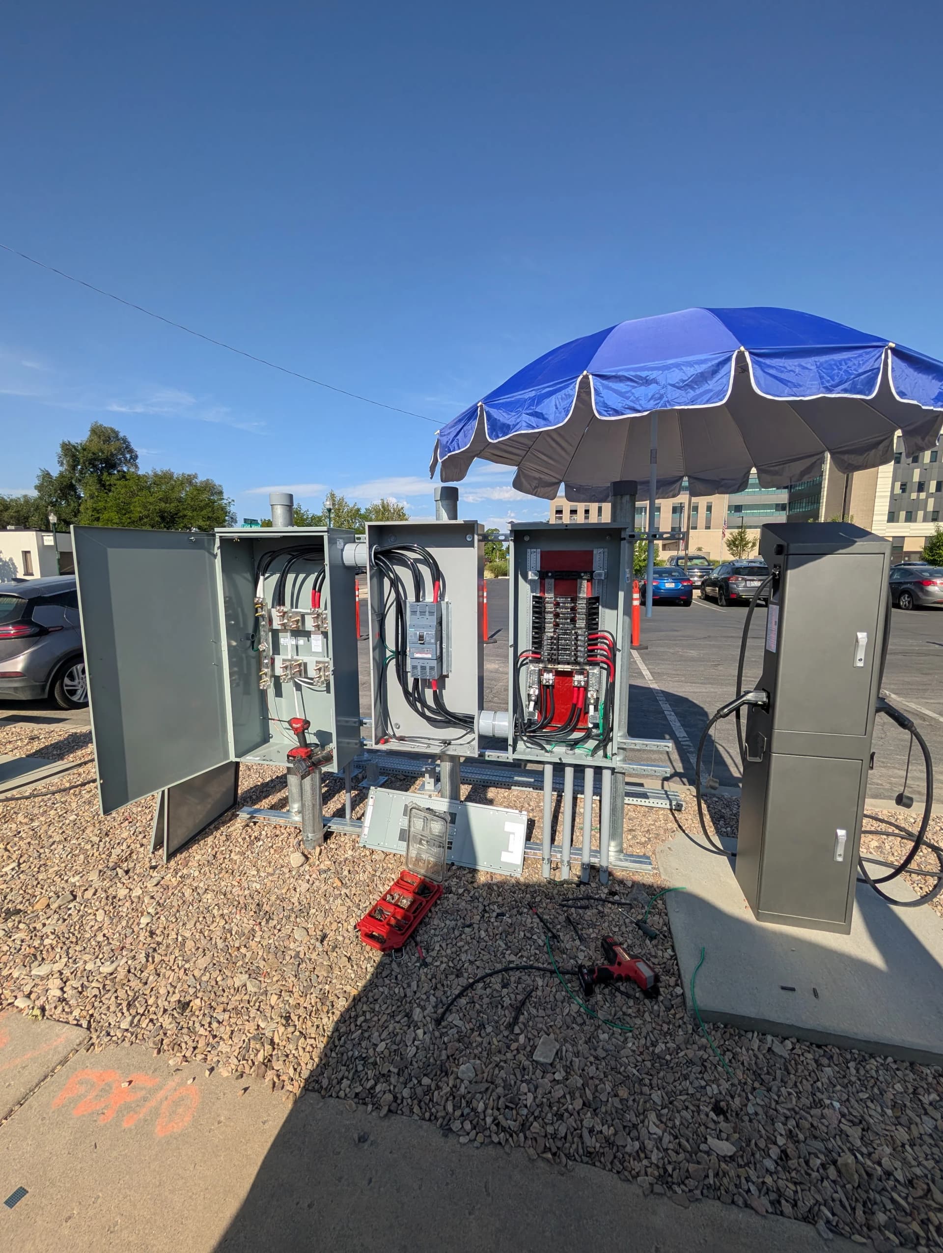 Gallery photos for 600 Amp Service Install Powers 8 EV Chargers in One Week: Image #2