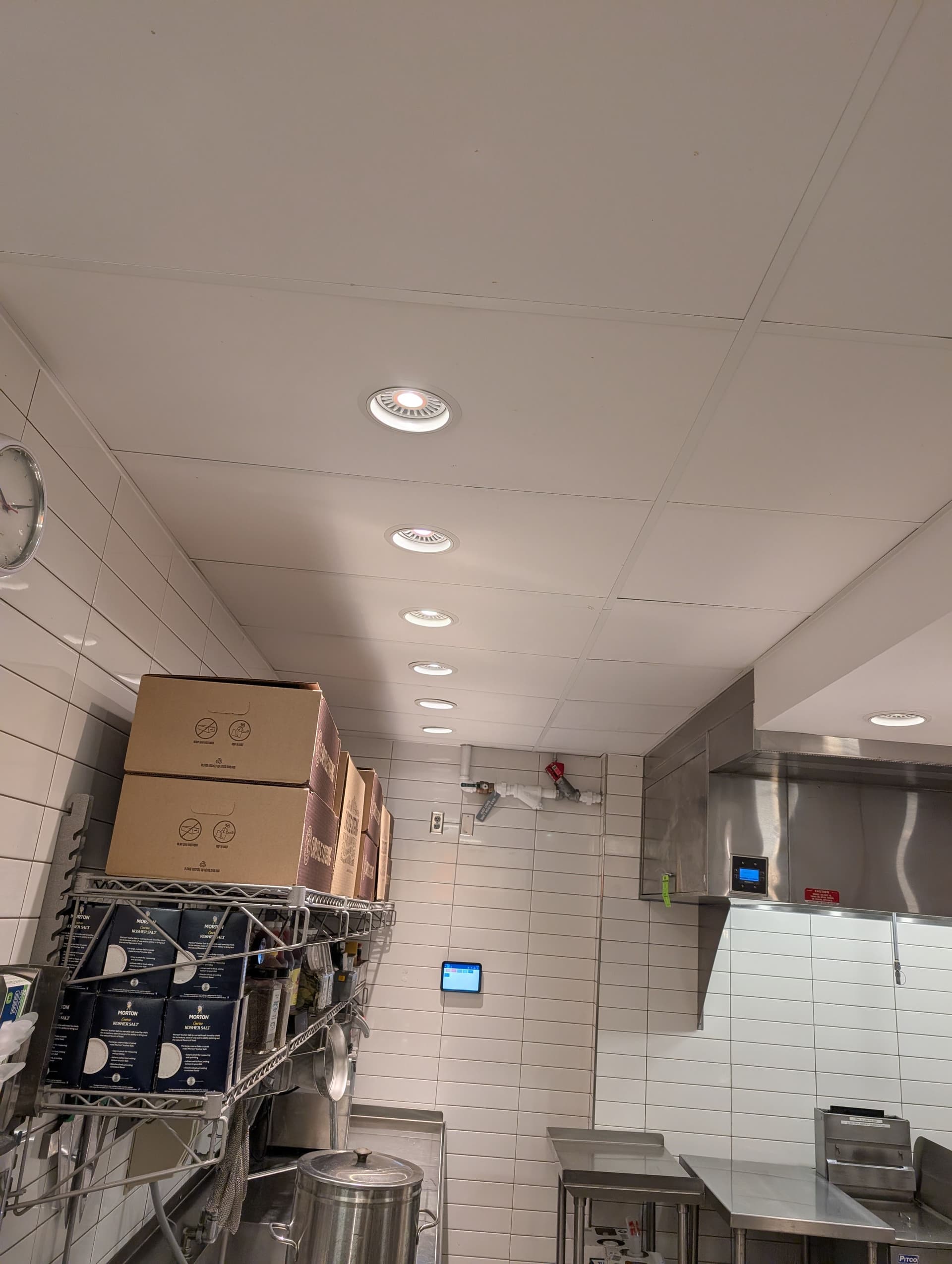 Gallery photos for LED Fixture Replacement at a High-Volume Commercial Restaurant: Image #3